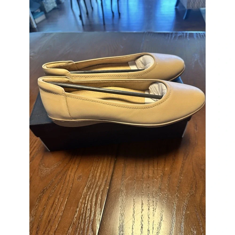 Women's Naturalizer, Flexy Flat E8047L1250 Nude LEATHER 9.5 M‎